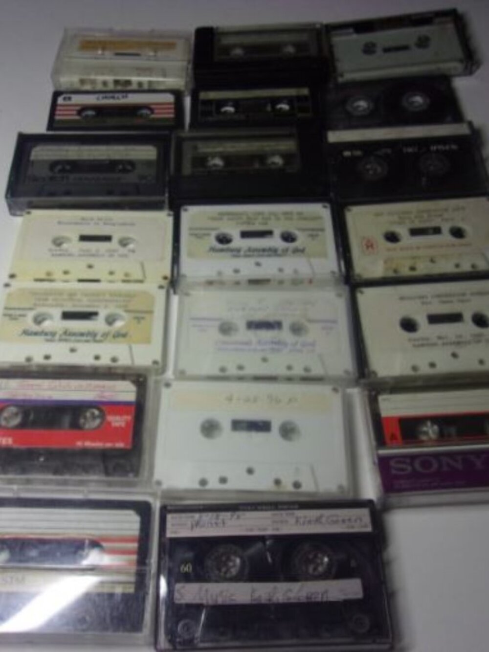 NEW JERSEY CHURCH ( 20 ) CASSETTE RECORDINGS SERMONS SONGS ETC..